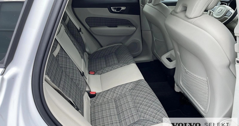 Volvo XC 60 cena 159999 przebieg: 32000, rok produkcji 2021 z Piotrków Kujawski małe 232